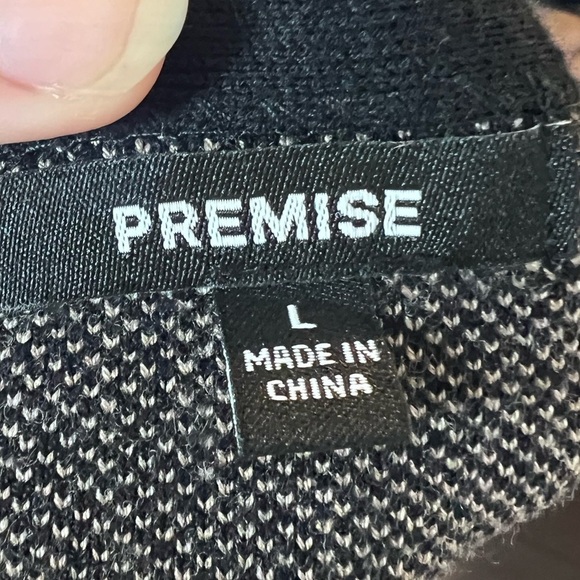 Premise Floral Fan Bell Sleeve Sweater - Picture 5 of 7